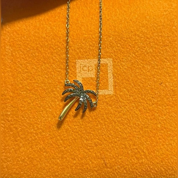 Jewelry - 🌴 NWT Gold Palm Tree Pendant Necklace 🌴